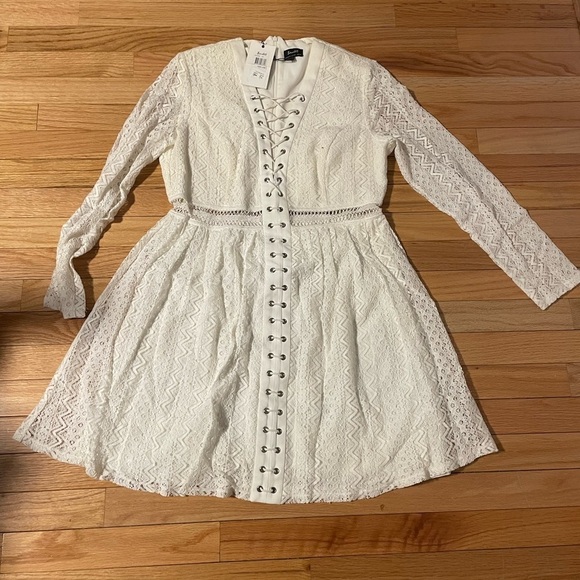 Nwt Bardot White Lace Long Sleeve Dress Size Large - Picture 1 of 7